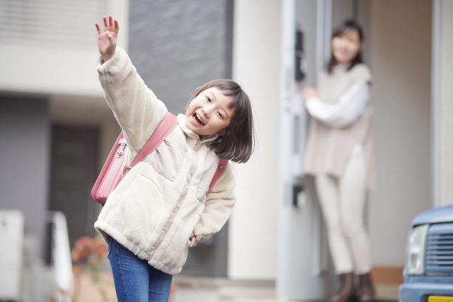 登校班トラブル保護者